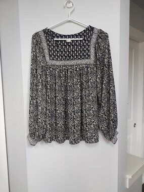 Gap boho pullover lightly sheer long sleeve blouse